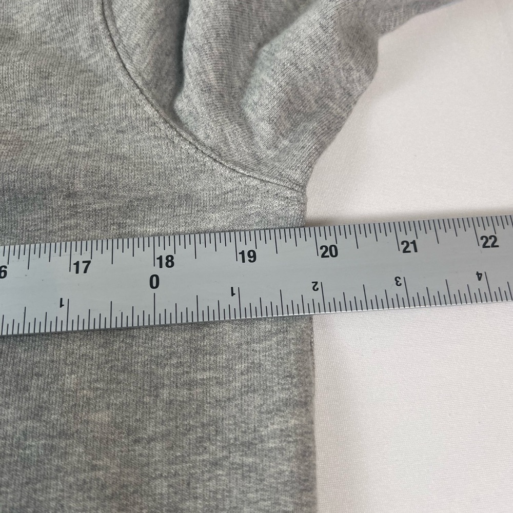 JCrew Factory Oars terry pullover sweatshirt
Men’s Size Small - Picture 6 of 10